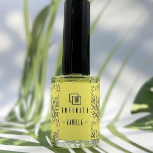 Vanilla cuticle oil